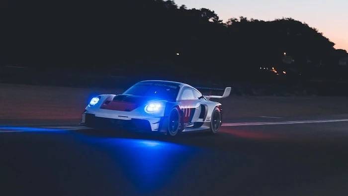 porsche-911-gt3-r-rennsport4.webp